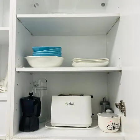 Apartamento Junto A La Playa En El Centro De Conil, Con Aire Acondicionado Y Wifi *